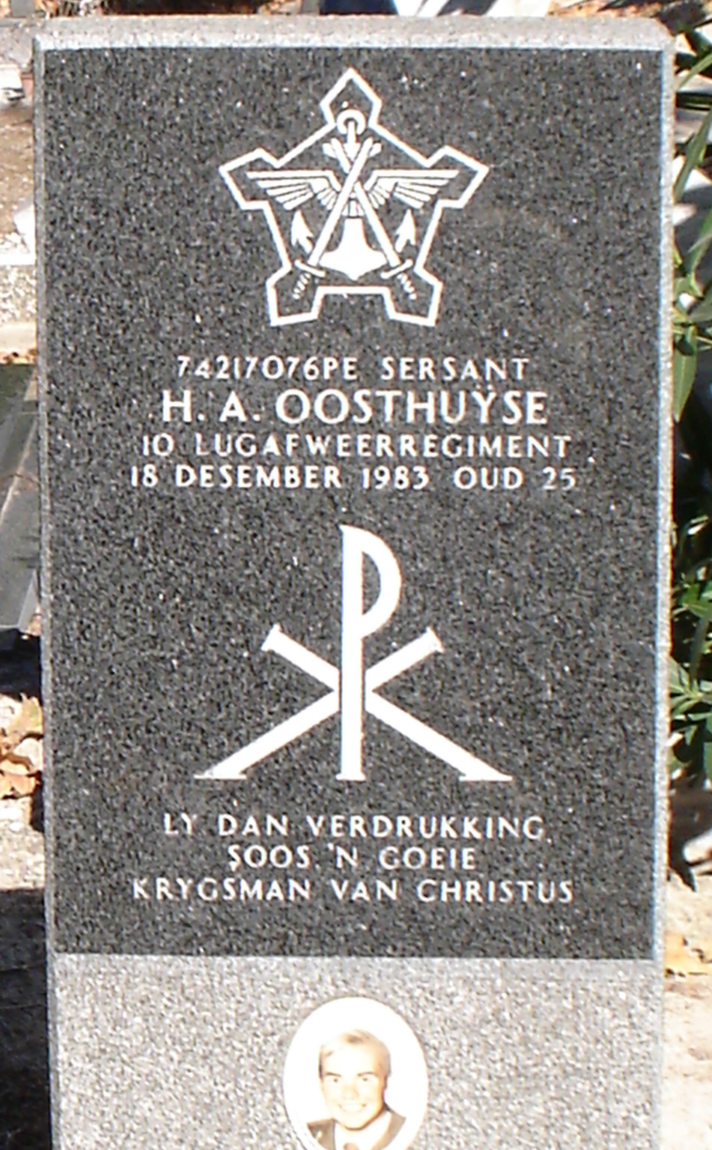 Photo from /search/photos/South Africa/Western Cape/Bellville (Stickland) Cemetery/OOSTHUYSE_HA_01.jpg